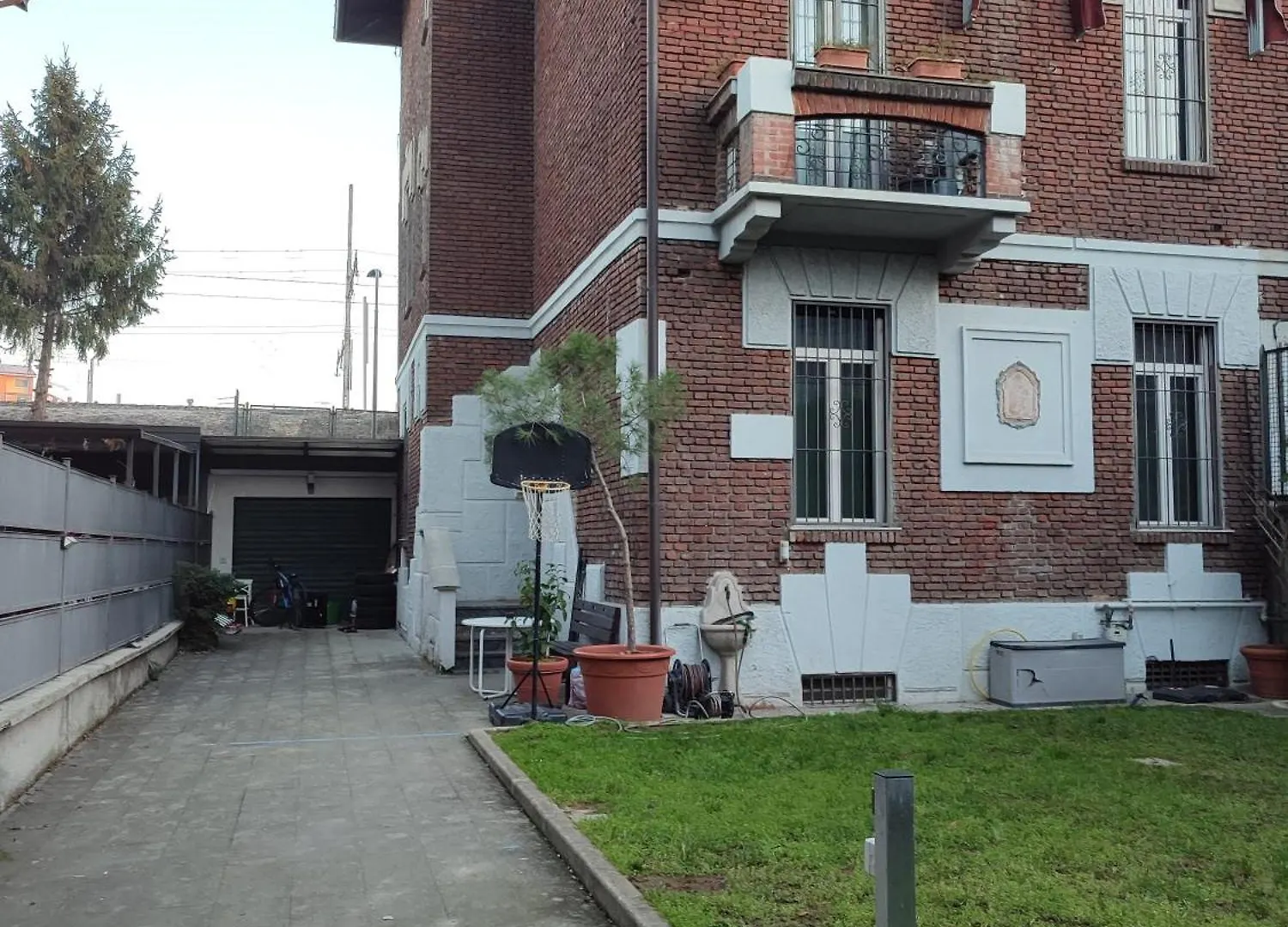 Stanze In Villa Cristina Milano Italien